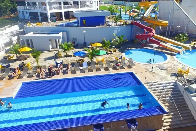 Pacote de feriados no Resort do Lago